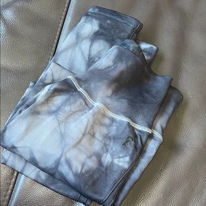 Good American Leggings